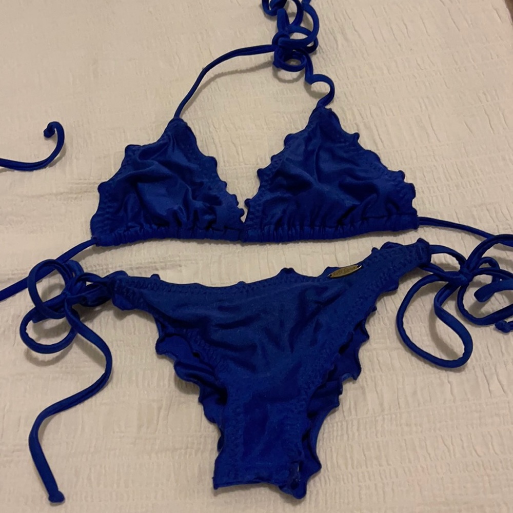 Lulu fama blue bikini xs